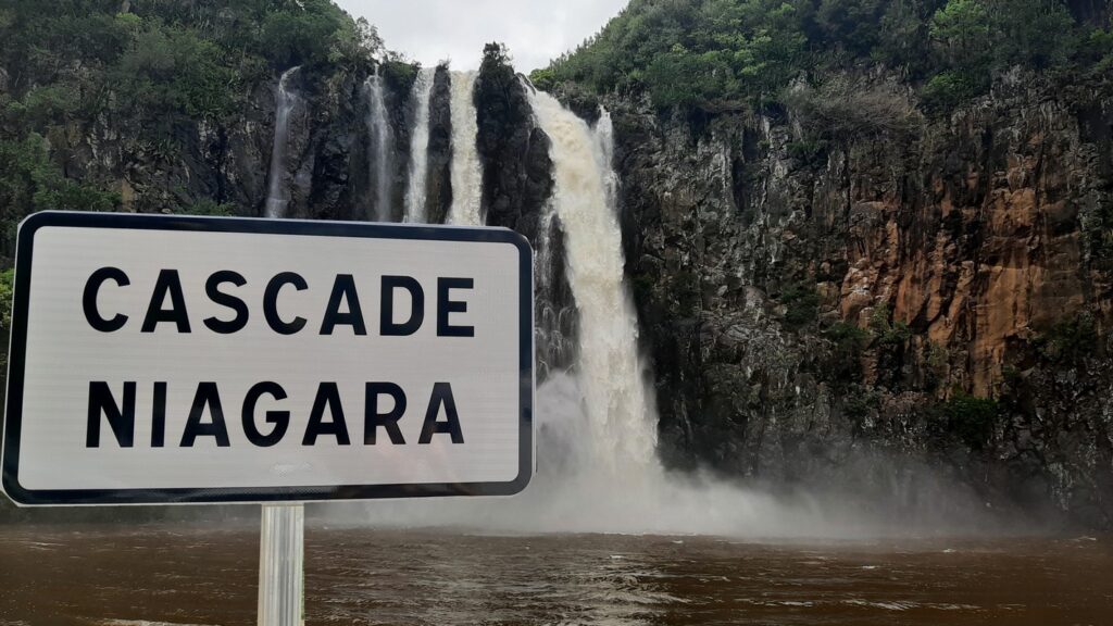 cascade niagara sainte suzanne la réunion 974